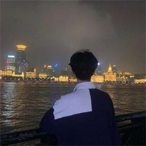 受伤的人怕天黑