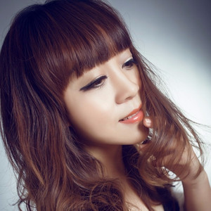 爱受伤了 (伴奏)