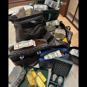 Goyard (feat. NewADDICT)