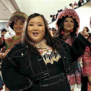 Nkauj Hmoob Mekas "Hmong American Girl" (Hmong N Harmony) (feat. NewSong Official, Budd Khang, Ape Rosco & Rich Rich)