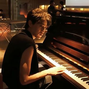 栩光线（田栩宁）