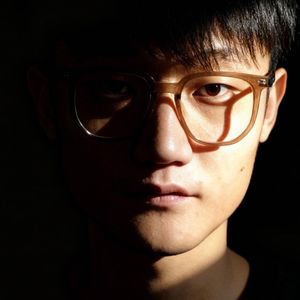 街角的晚风-殷鑫