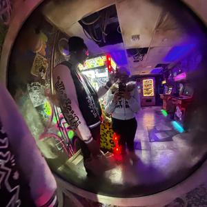 Living Idol (feat. That Yb Ant)