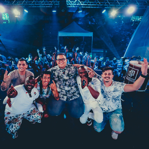 Já Tentei / 40 Graus / Eu Nunca Amei Assim (Ao Vivo)