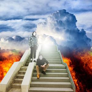 Zeit fliegt (feat. LUIVI)