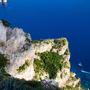 মালাকুল মদ কেল্লা প্রশ্ন করবে আর কে বেঁচে আছে