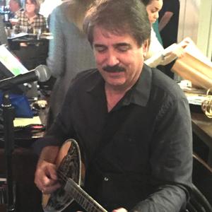 ΤΣΑΚΙΤΖΗΣ-TSAKITZIS (feat. Κώστας Μακρίδης)