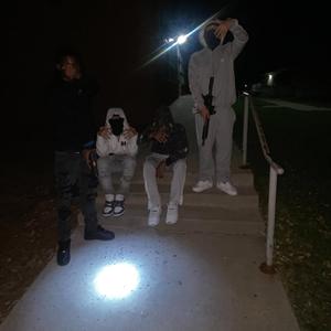 Bussin Plays (feat. SSO Marco, 2amjayo & VonTopØpp)