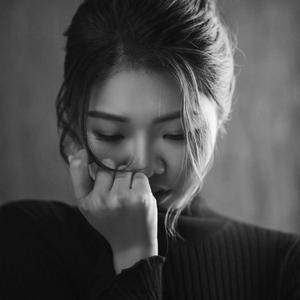 曲终人散（女生原版伴奏）