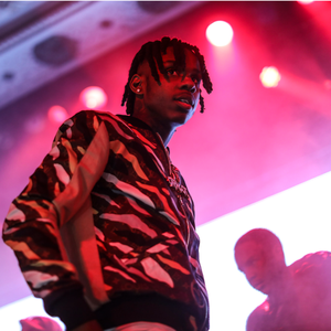 请听最新专辑伴奏