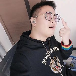 黄鼎雄！你不配和张丽平网恋