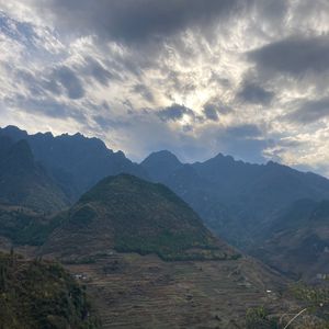 冥想—在比邻星的清晨苏醒