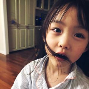 何不把悲哀感觉