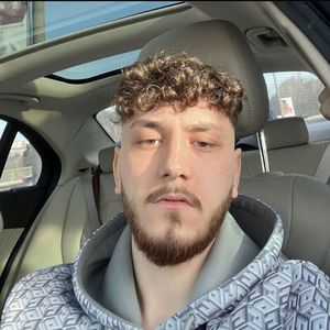 Neden Mi Guvendigim Bi Kadın Yok