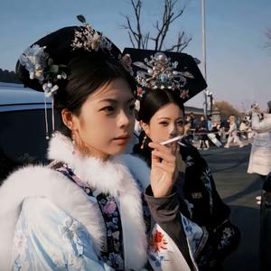 没人是木讷的树