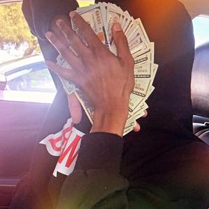 Y.B.N (Young Boss Nigga) (feat. STACKZ WORLD)