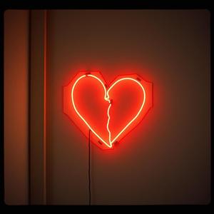 ចាប់ផ្តើមដោយស្នេហ៍បញ្ចប់