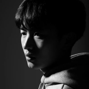 你飞到城市另一边