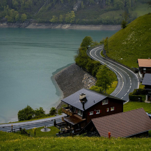 爱意就像大雨落下