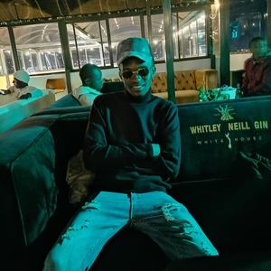 Khari ndifare (feat. Jucy R)