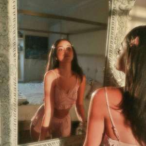 my shawty she so cute