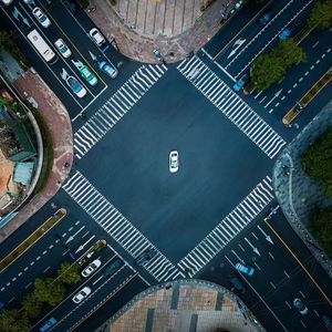 Crossing（十字路口）