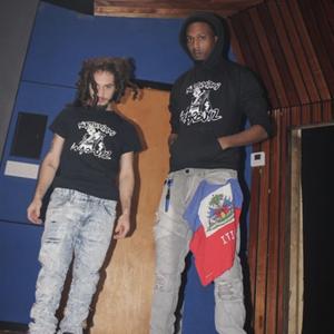 Be Mine (feat. Moboyas)