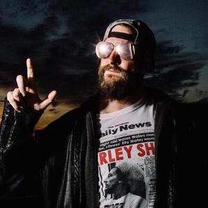 Julio (feat. Big Man Sean Carr)