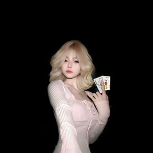 最该拥抱时闻不到你