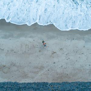 海边拾荒者的自述