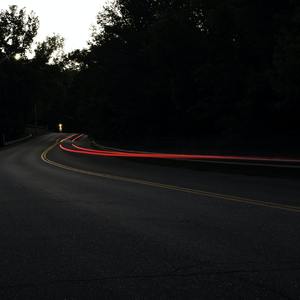 我难过的不是你和别人好 是别人轻易就代替了我 Emo Type Beat