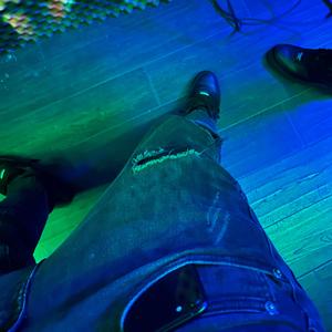 Tony Starks (feat. Turbo49)