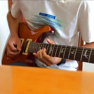 我和我的祖国电吉他翻奏