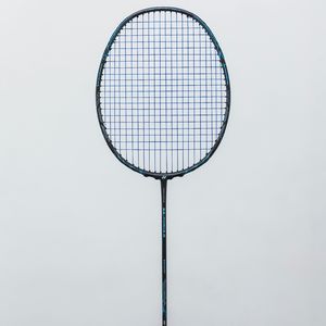 老子把球杀到后场区