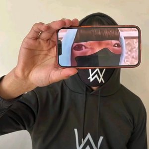 -奶龙小八嘎.