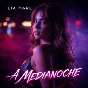 A Medianoche
