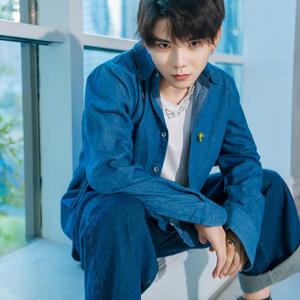 入戏（翻自 光泽）