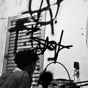 Ninguém Vive de Promessa