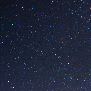 像天空一样坚强