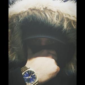 Troca (feat. Young1000 & Ronald aillo)