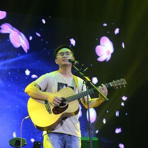 简单的幸福 伴奏