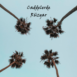 Caddelerde Rüzgar