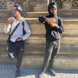 Dyintolive (feat. LosoBGM)