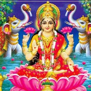 OM MAHALAKSHMAI NAMOH NAMAH OM VISHNUPRIYAYAI NAMOH NAMAH OM DHANAPRADAYAI NAMOH NAMAH OM VISHWAJANANYAI NAMOH NAMAH