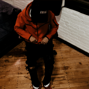 Knocks