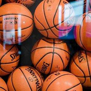 围着你转（翻自 王齐铭WatchMe）