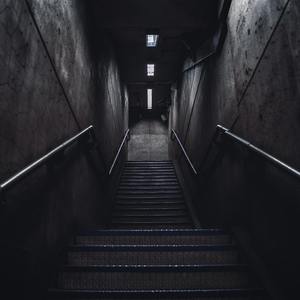 躲在角落里（Prod@Freeboy_YAN）