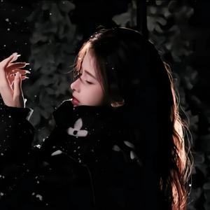 红花当然配绿叶