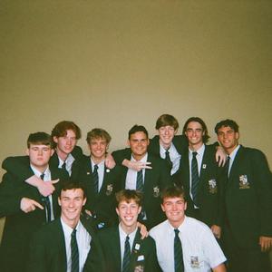 friends (feat. Paryo)