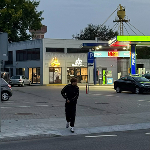 shoplifter